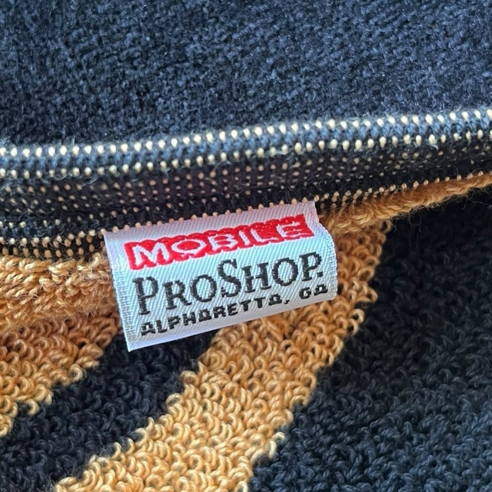 ProShop Golf Bag Towel Lake Hickory Country Club North Carolina Black 24"x 16" - Picture 5 of 7